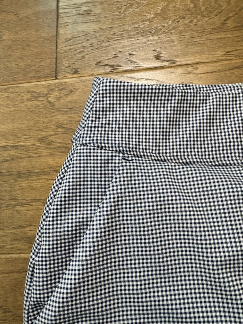 Greg Norman Golf Navy and White Gingham Check Women’s Skort Skirt - Picture 4 of 10